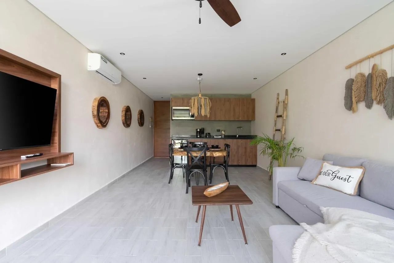 Tulum Retreat With Private Patio Tub & 2 Free Bikes Daire