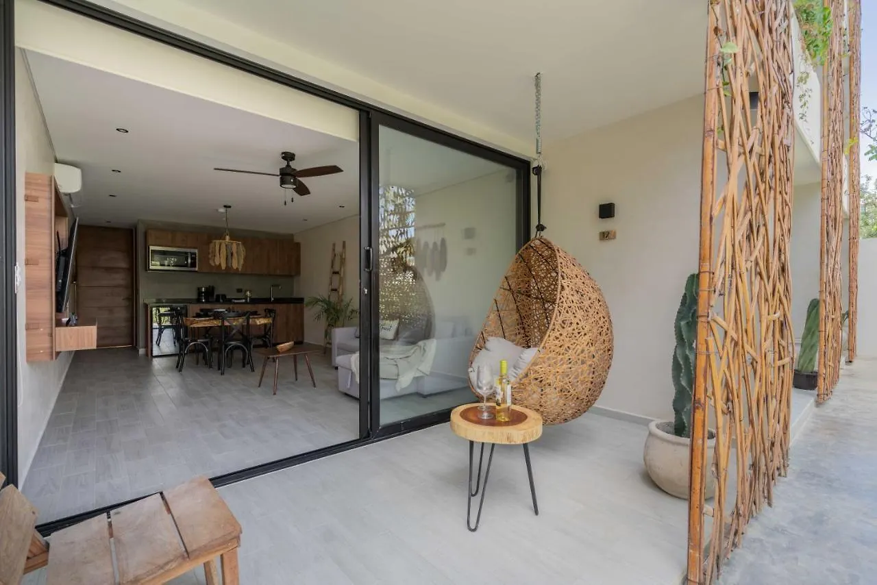 Tulum Retreat With Private Patio Tub & 2 Free Bikes Daire